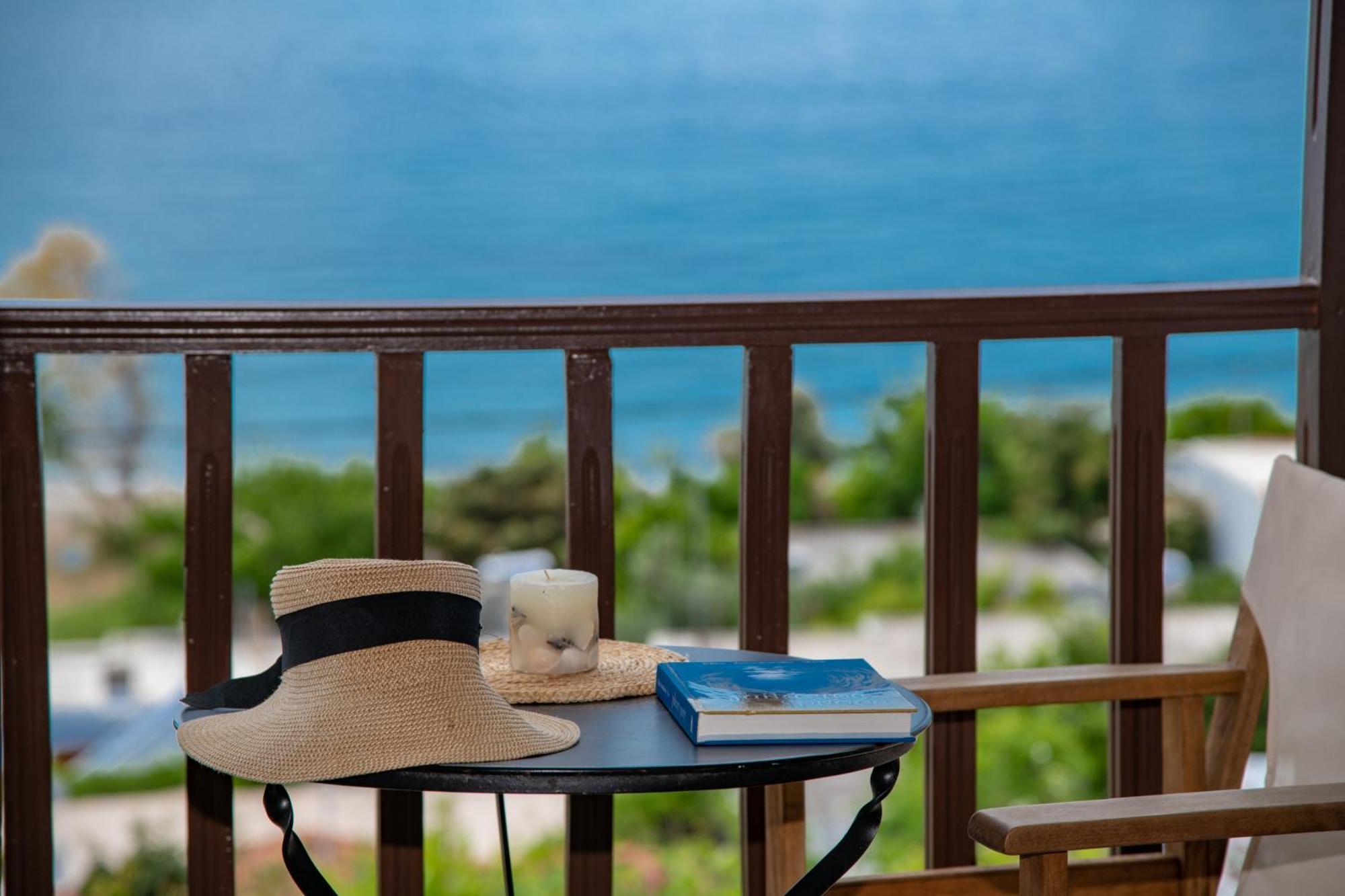 Lilian Beachfront Apartments 네오 클리마 외부 사진