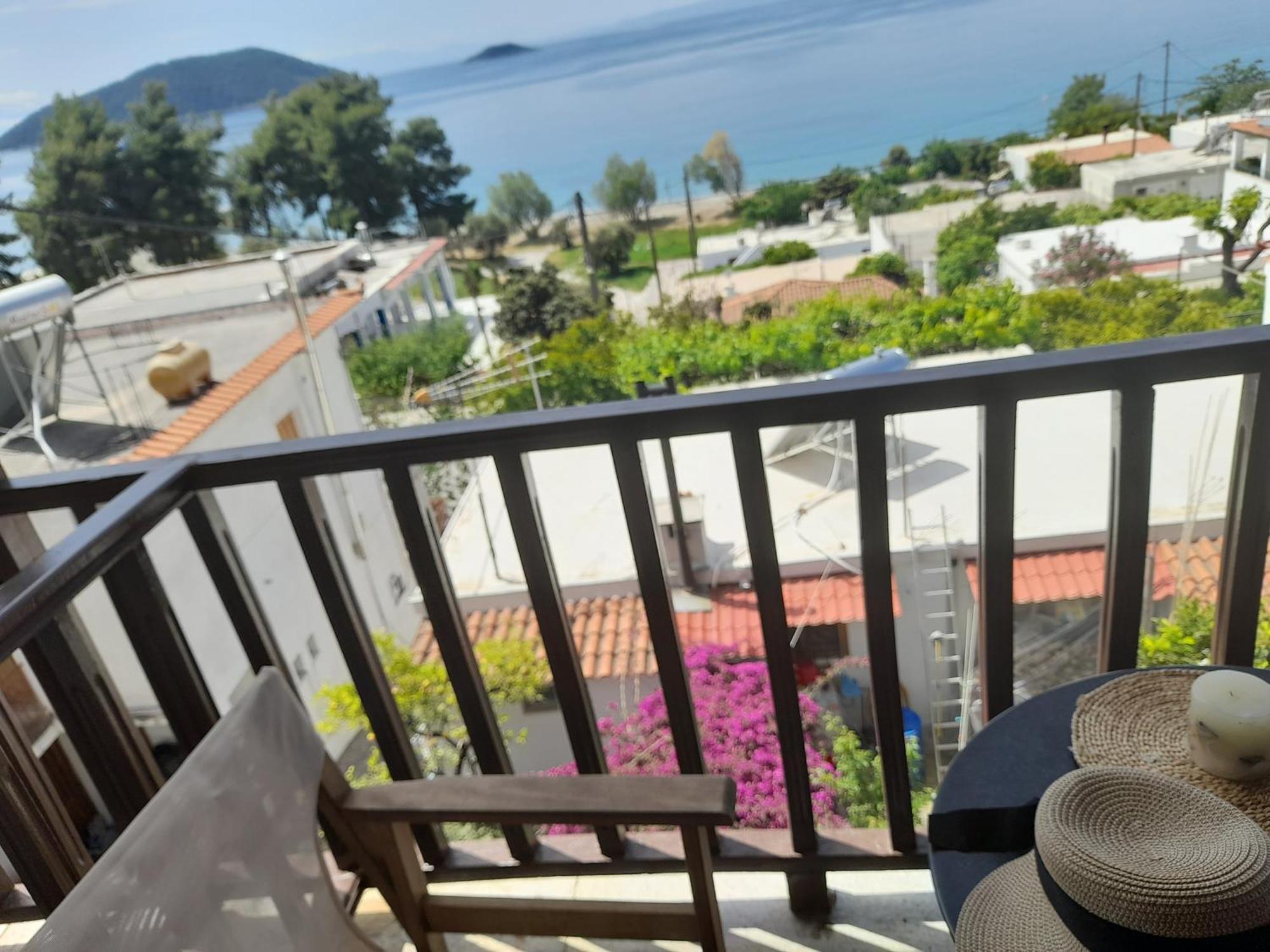 Lilian Beachfront Apartments 네오 클리마 외부 사진