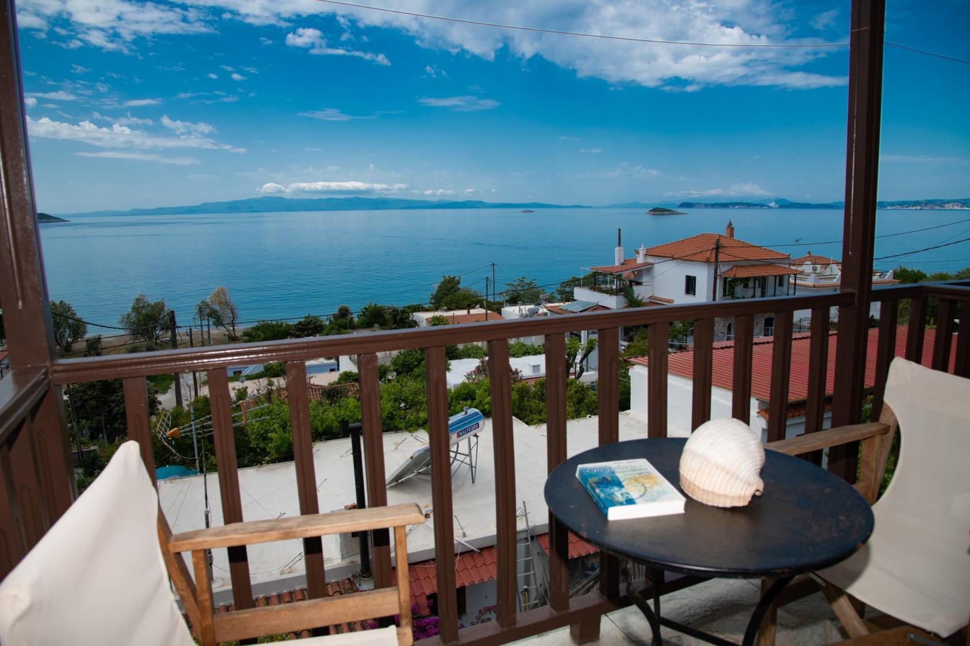 Lilian Beachfront Apartments 네오 클리마 외부 사진