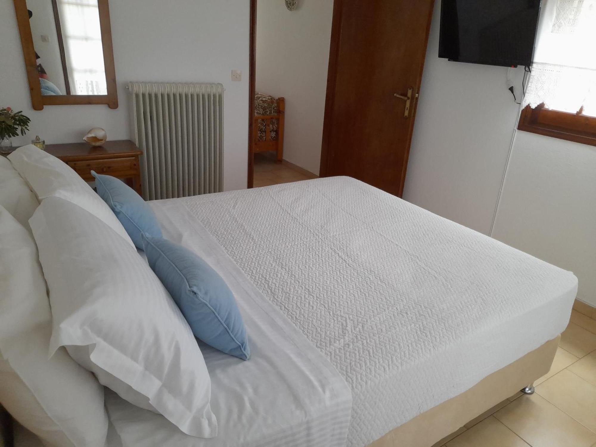 Lilian Beachfront Apartments 네오 클리마 외부 사진